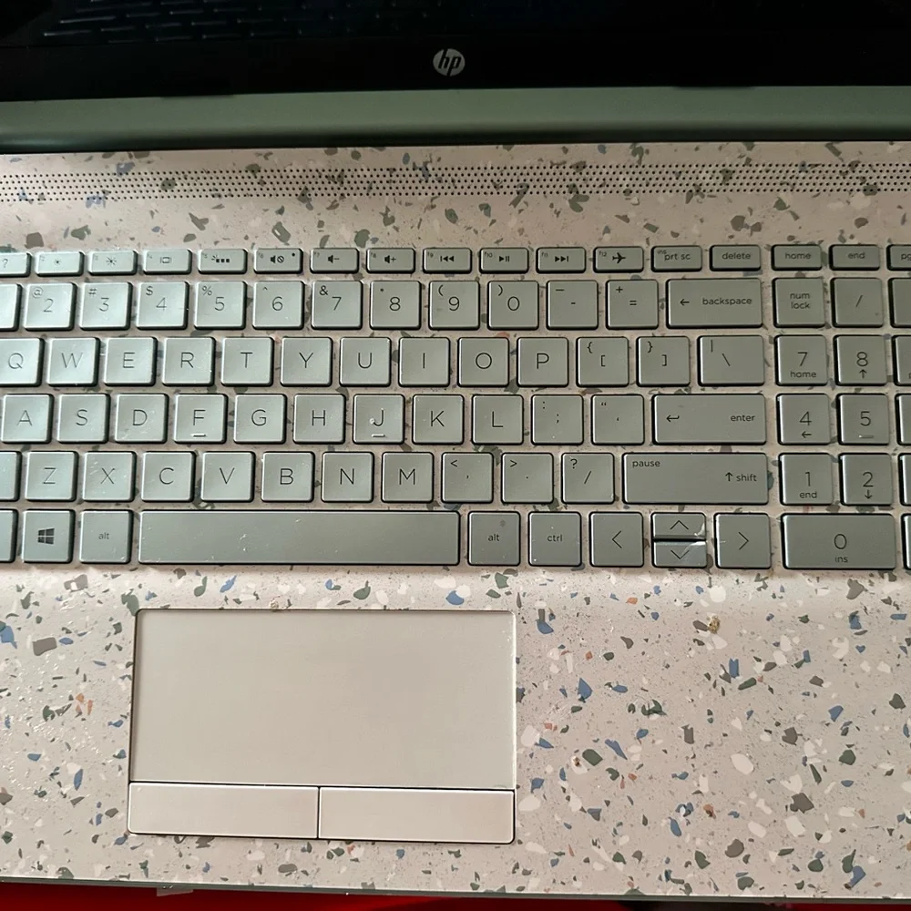 Hp Laptop with wireless mouse and carrying case